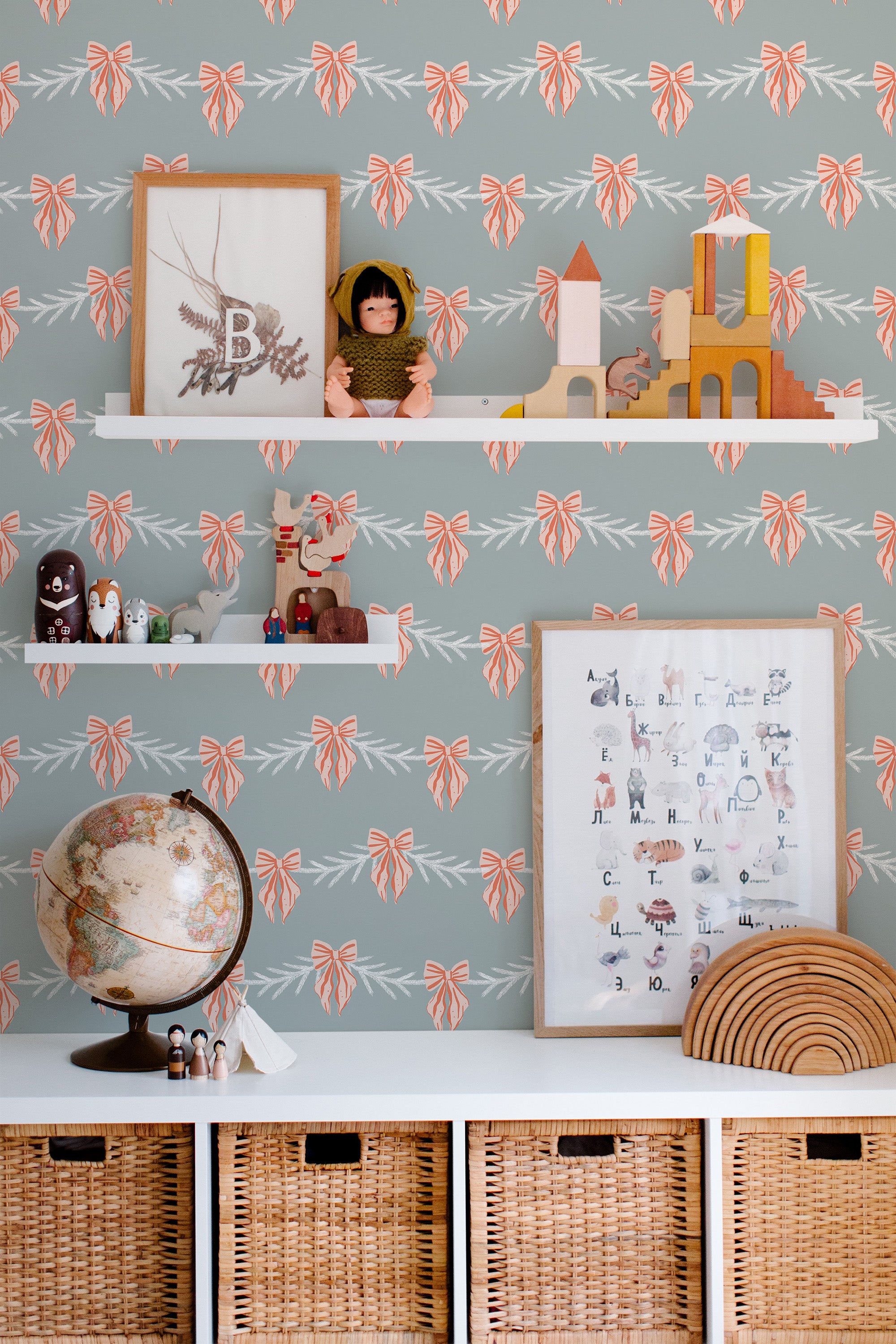 kids room toys pictures decor shelf boxes christmas bows wallpaper for walls