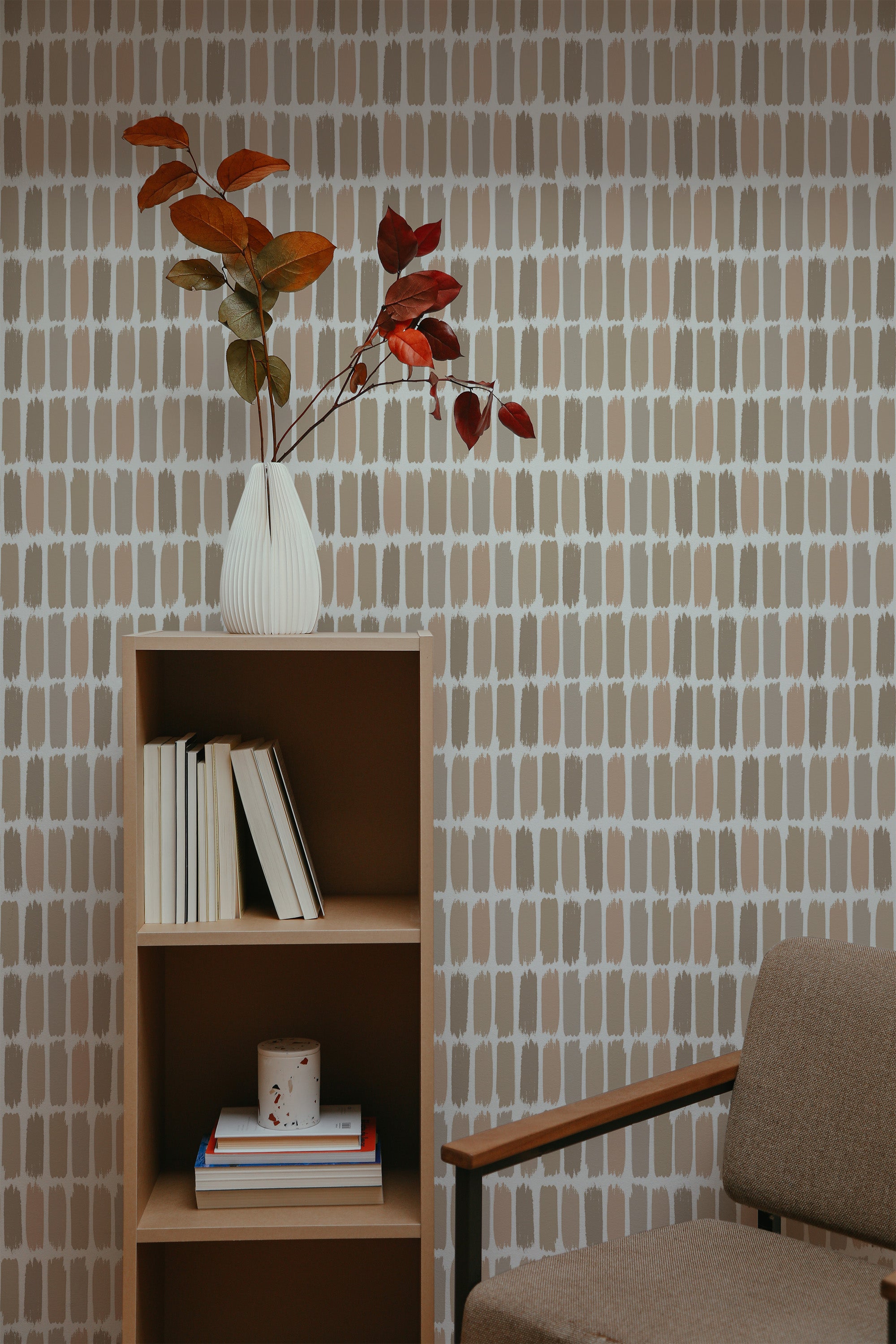 Self-adhesive wallpaper with a Beige brush stroke pattern on a light background, creating a harmonious and modern look.