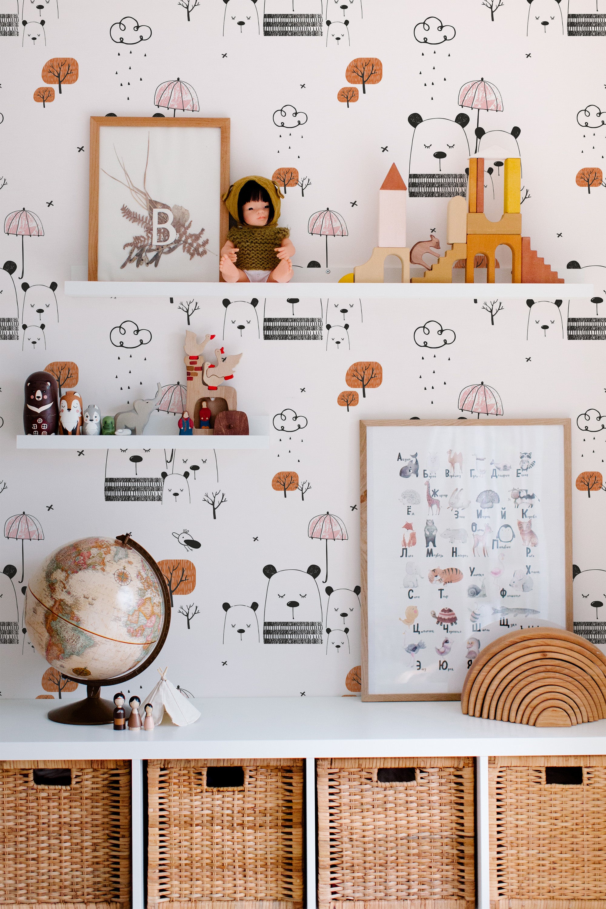 Self-adhesive wallpaper with a playful bear design, featuring illustrated bears and umbrellas in a whimsical pattern against a white background.