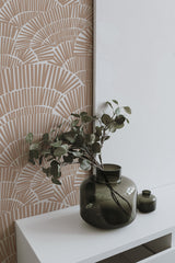 Self-adhesive wallpaper with an arch design in soft beige and white tones.