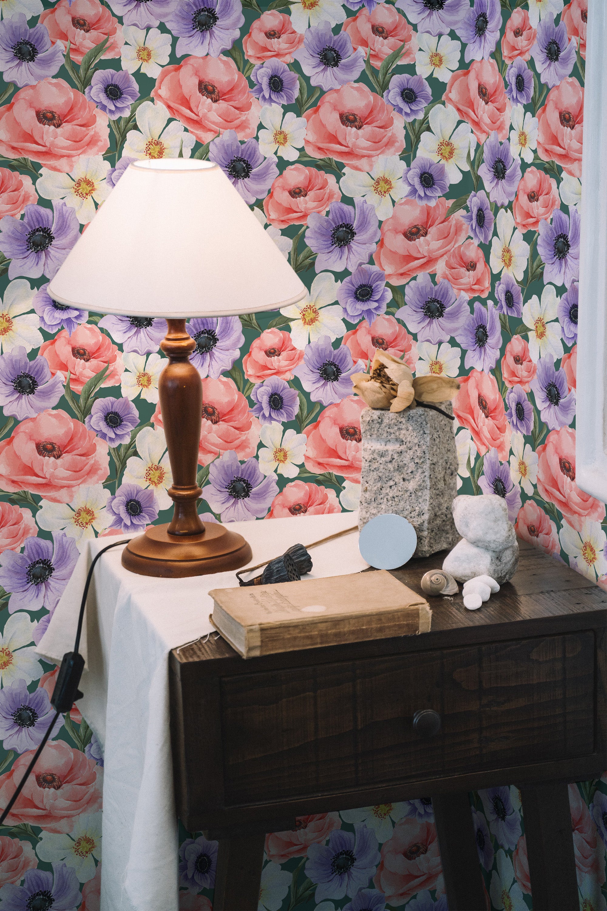 Self-adhesive wallpaper with a Posh flower design in a vibrant mix of large pink and purple flowers, accompanied by white accents against a light background.