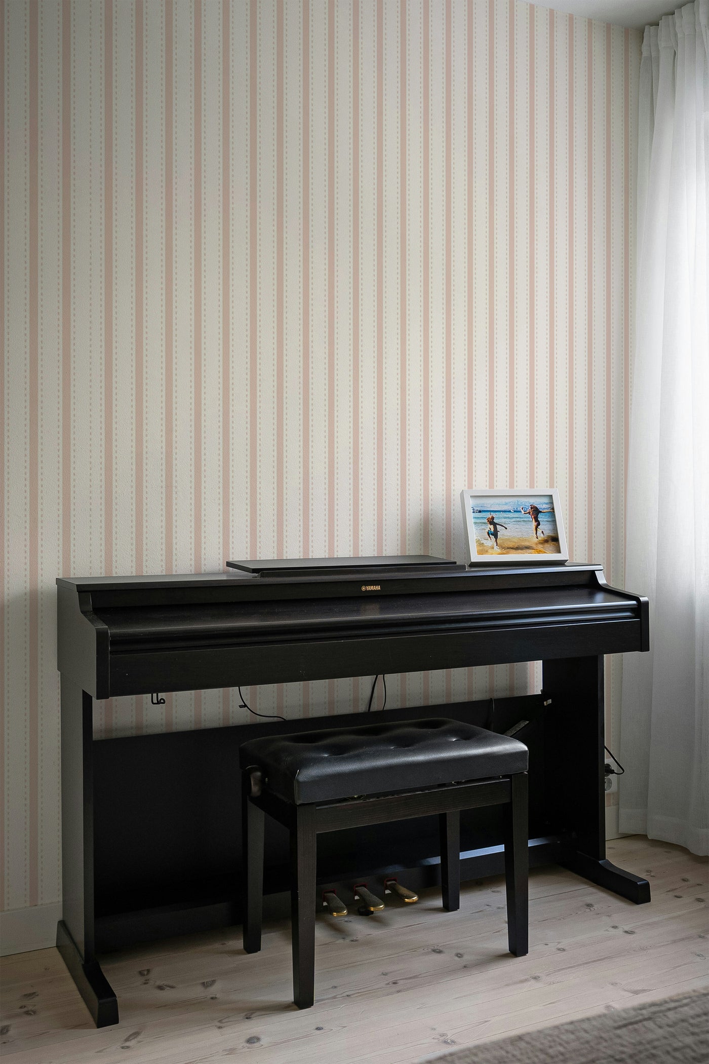 Wallpaper detail showing print texture and colour