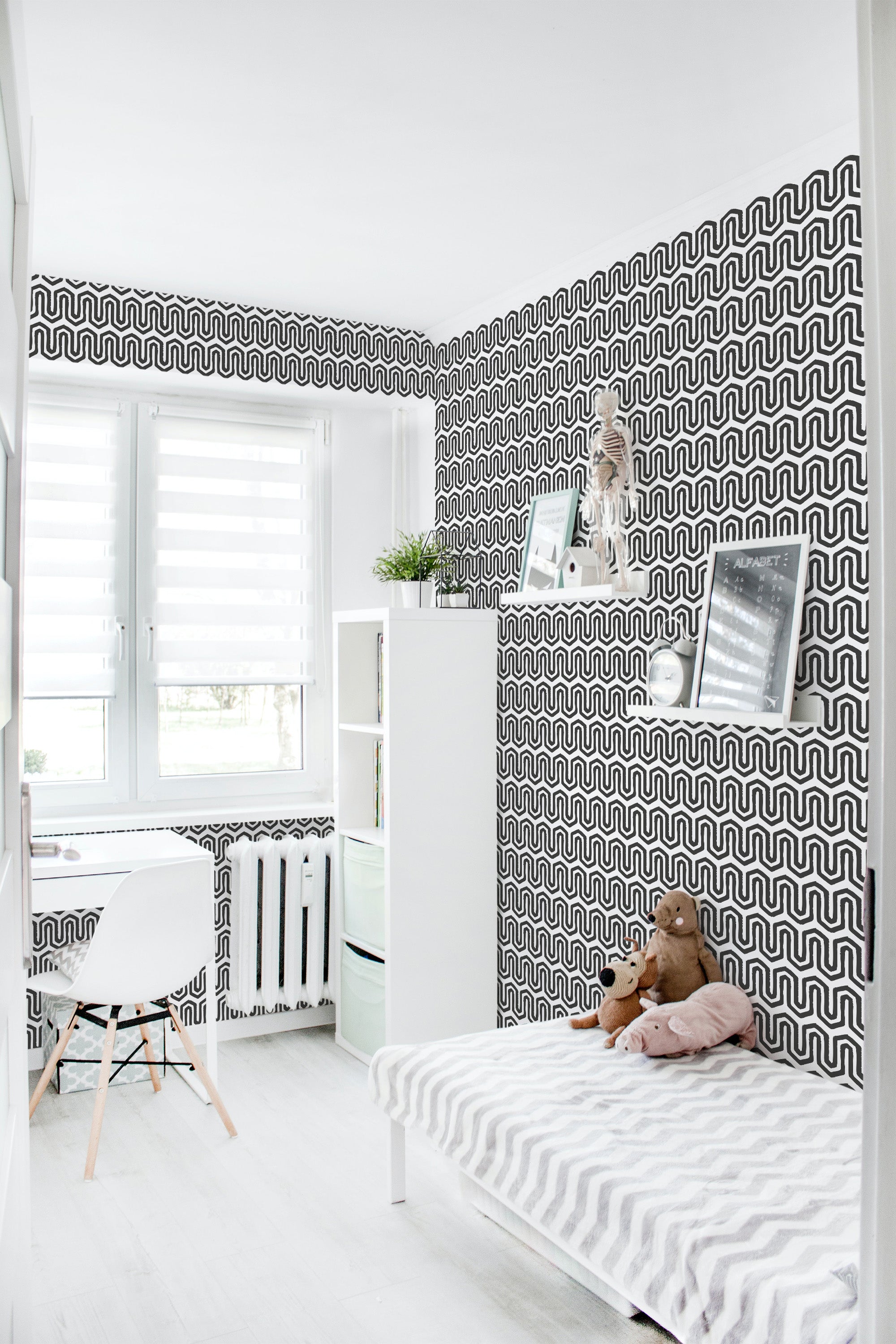 Black and white wallpaper with a geometric lines pattern in a wave-like design covering the room. Traditional wallpaper.