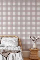 Self-adhesive thick plaid wallpaper with a symmetrical checkered pattern in soft neutral tones of beige and off-white, creating a cozy and warm atmosphere.